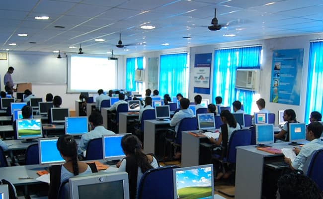 giet-university-giet-classroom-0000-layer-3-classroom