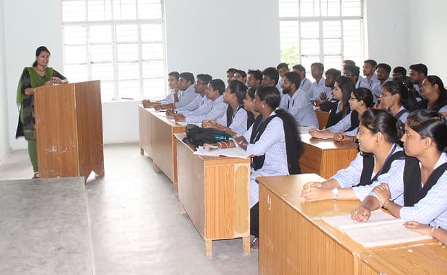 giet-university-giet-classroom-0002-layer-1-classroom