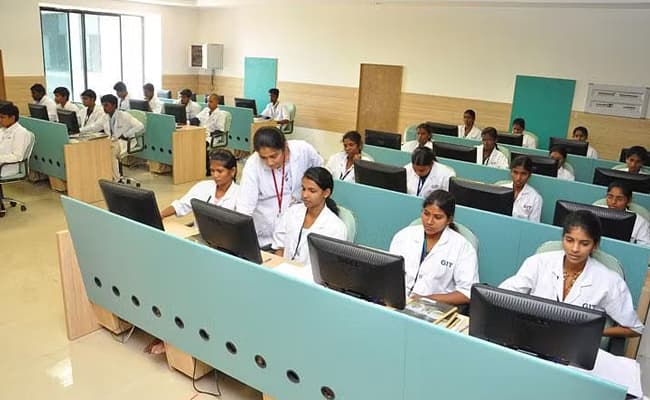 global-institute-of-engineering-and-technology-git-classroom-0002-layer-2-classroom