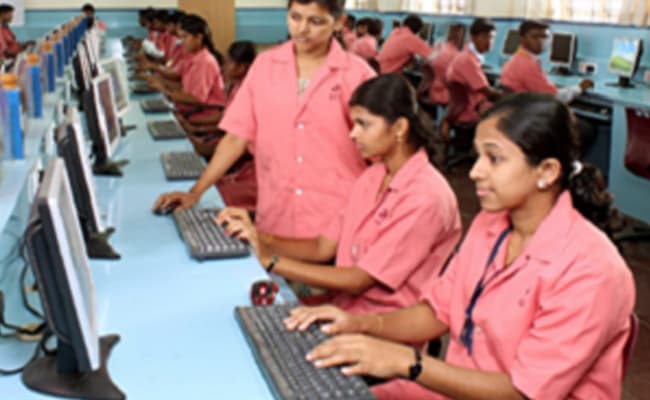 gnanamani-college-of-technology-gct-0003-class2-classroom