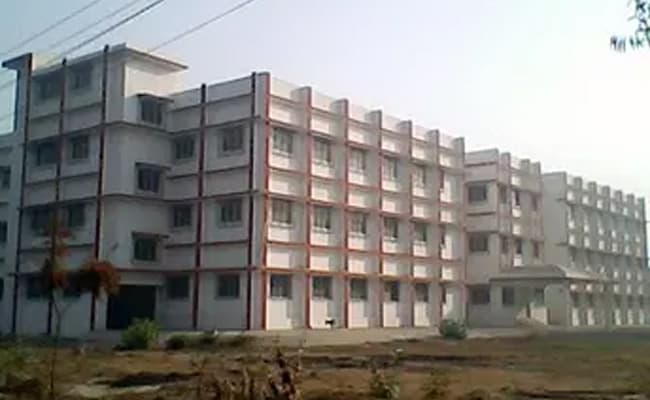 government-polytechnic-daman-infra-0000-layer-4-infrastructure