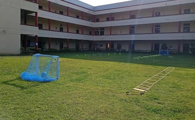 ground-4-ground-7