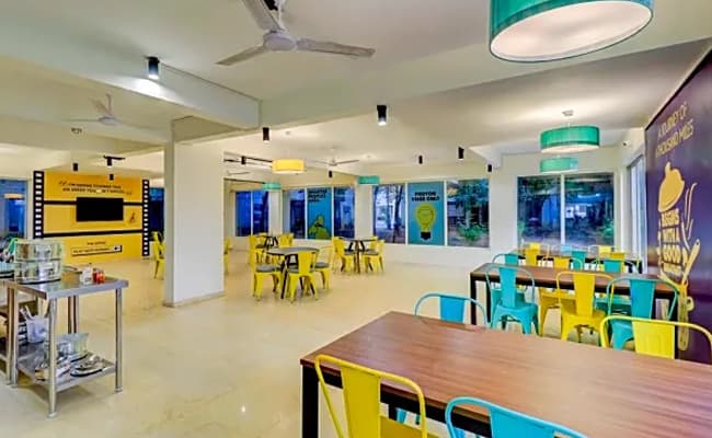 gujarat-national-law-university-gnlu-gandhinagar-cafeteria-0001-layer-4-cafeteria