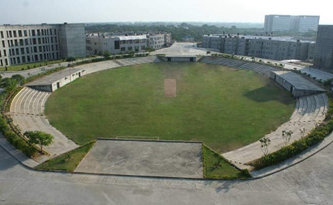 gujarat-national-law-university-gnlu-gandhinagar-ground-court-0002-layer-3-ground