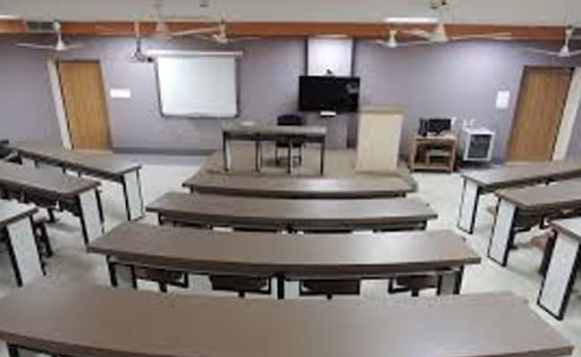 himachal-pradesh-national-law-university-classroom-0000-layer-4-classroom