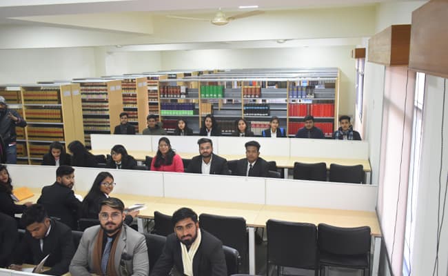 himachal-pradesh-national-law-university-classroom-0002-layer-2-classroom