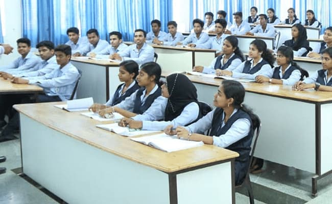 holy-grace-academy-of-engineering-hgae-classroom-0002-layer-2-classroom