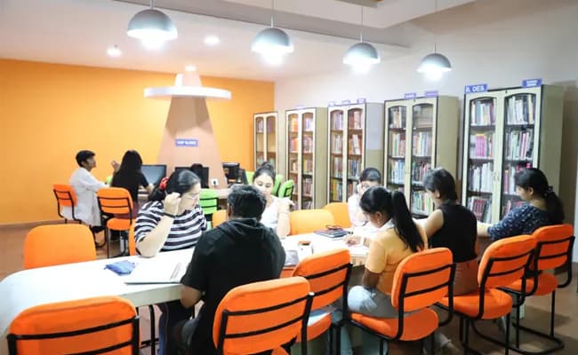 ims-design-and-innovation-academy-dia-classroom-7