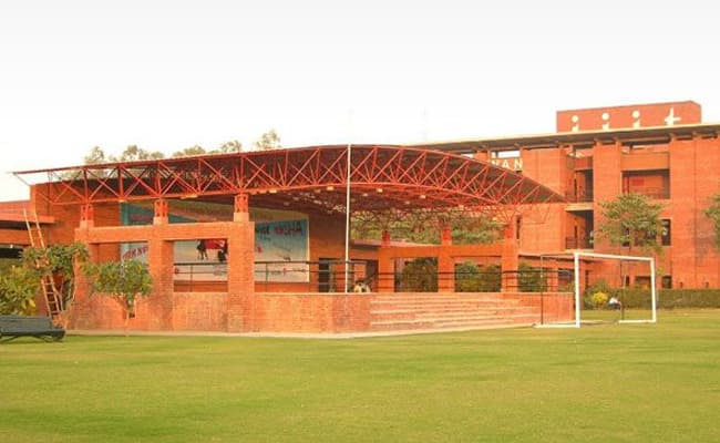 jaypee-institute-of-information-technology-university-jiit-0001-layer-5-infrastructure