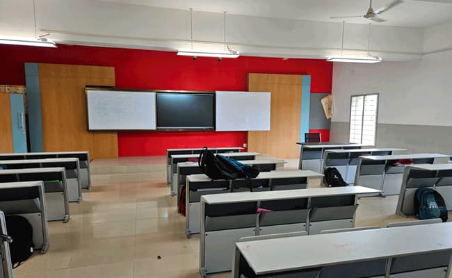 joy-university-ju-classroom-0002-layer-2-classroom