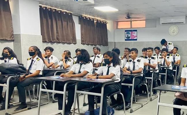 jrn-institute-of-aviation-technology-jrniat-0003-class1-classroom