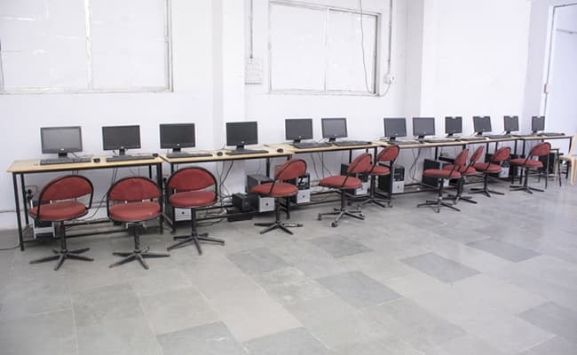 kj-institute-of-engineering-and-technology-kjit-classroom-0001-layer-3-classroom