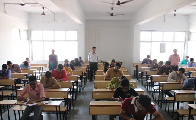 kj-institute-of-engineering-and-technology-kjit-classroom-0003-layer-1-classroom
