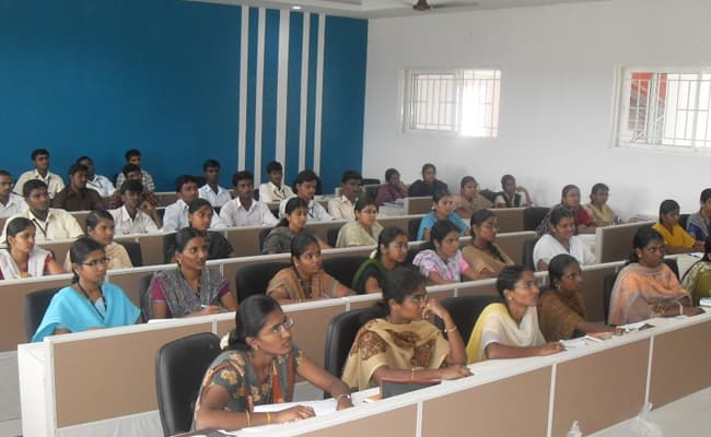 kongu-engineering-college-kec-0004-class1-classroom