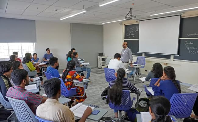 krea-university-15-classroom