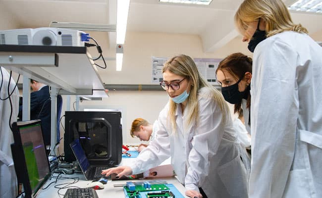 lab3-labs-28