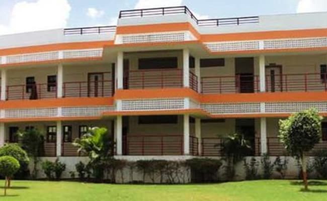 laxmi-vidyapeeth-0007-infra3-infrastructure