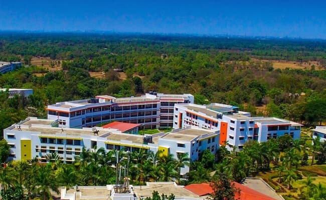 laxmi-vidyapeeth-0008-infra2-infrastructure