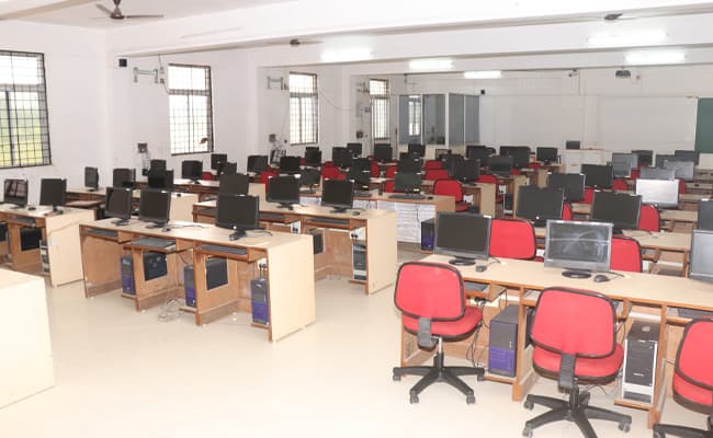 mahakaushal-university-classroom-0003-layer-1-classroom