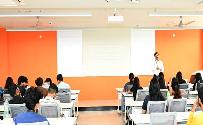 manipal-university-mu-9-classroom