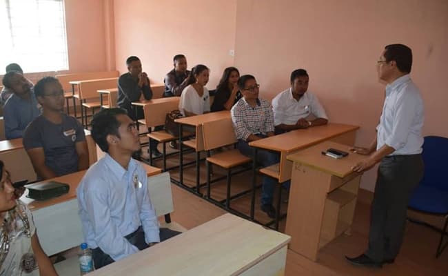 martin-luther-christian-university-mlcu-0004-iclass1-classroom