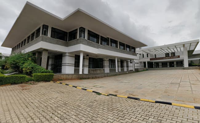 nalsar-university-of-law-nalsar-hyderabad-infrastructure-0004-layer-1-infrastructure