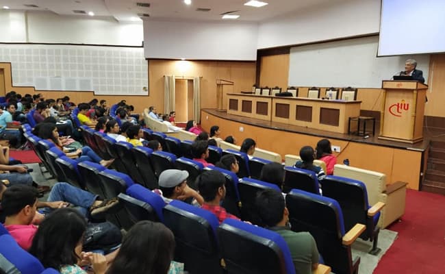 national-law-institute-university-nliu-bhopal-classroom-0003-layer-2-classroom