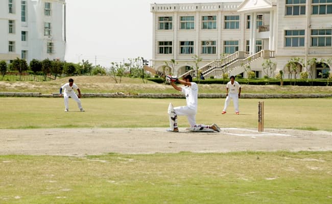 noida-international-university-niu-0007-ground3-ground