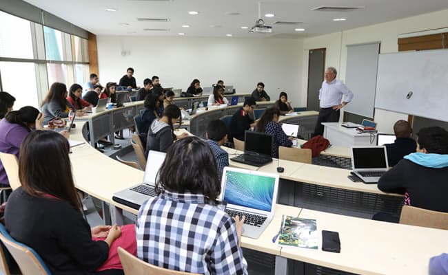 op-jindal-university-opju-classroom-0000-layer-5-classroom