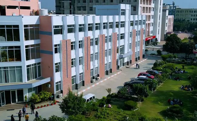 orlean-college-of-pharmacy-0014-infra1-infrastructure