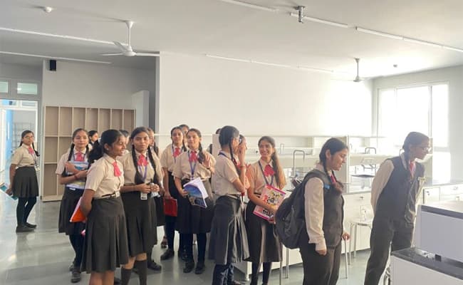 plastindia-international-university-classroom-0000-layer-5-classroom