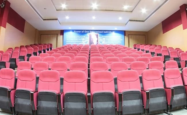 raffles-university-12-classroom