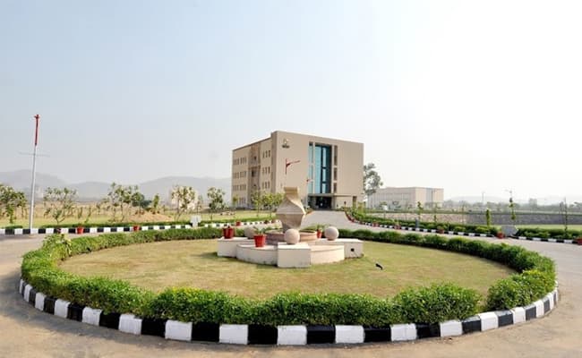 raffles-university-8-infrastructure