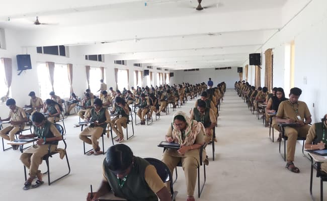 s-0004-class1-classroom