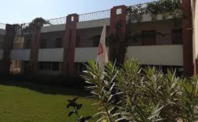 sabarmati-university-infrastructure-0000-layer-5-infrastructure