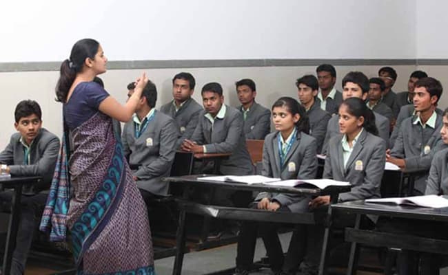 sandip-university-classroom-0002-layer-2-classroom