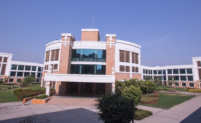 sandip-university-infrastructure-0001-layer-4-infrastructure