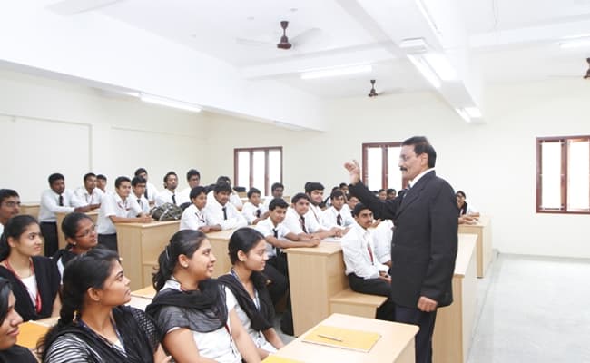 sastra-university-9-classroom