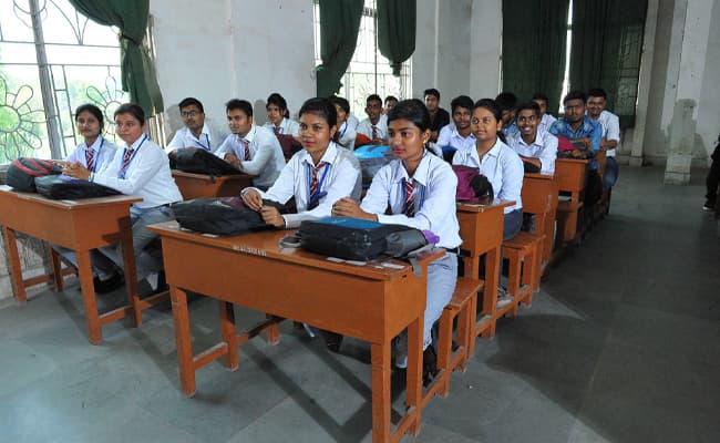 seacom-engineering-college-classroom-0001-layer-2-classroom