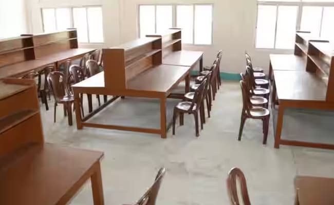 seacom-skills-university-ssu-0000-class5-classroom