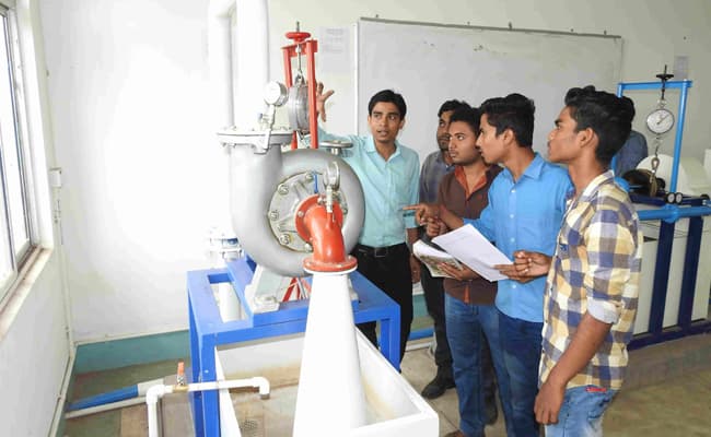 seacom-skills-university-ssu-0001-class4-classroom