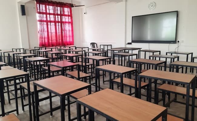 seacom-skills-university-ssu-0003-class2-classroom