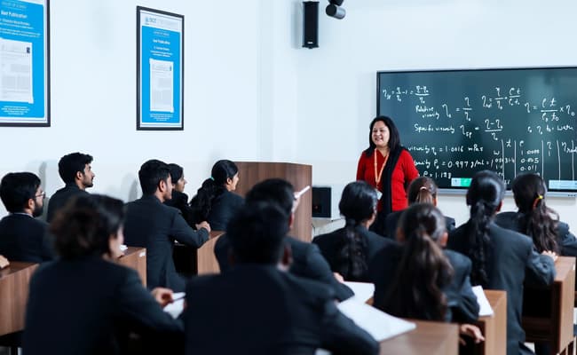 sgt-university-0001-class4-classroom