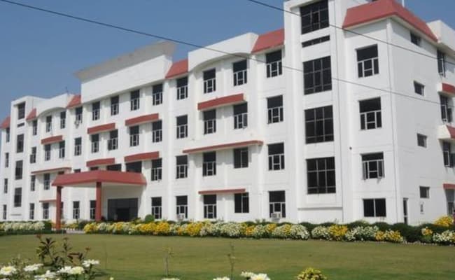shri-ram-college-of-engineering-and-management-srcem-0000-layer-5-infrastructure