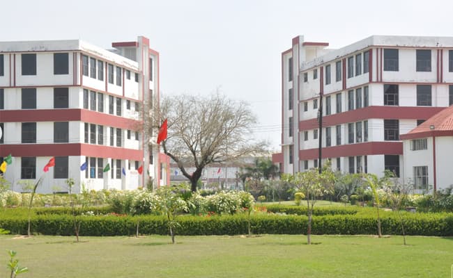 shri-ram-college-of-engineering-and-management-srcem-0001-layer-4-infrastructure