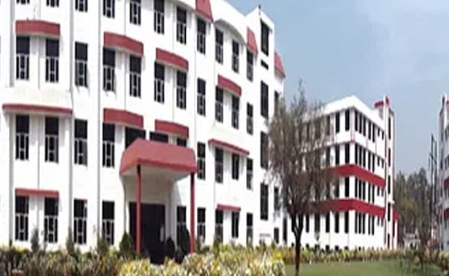 shri-ram-college-of-engineering-and-management-srcem-0004-layer-1-infrastructure