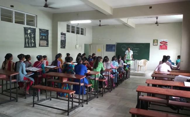 sigma University, Uadodara Classroom 1.webp