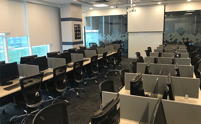 srm-university-sonepat-classroom-0002-layer-17-classroom