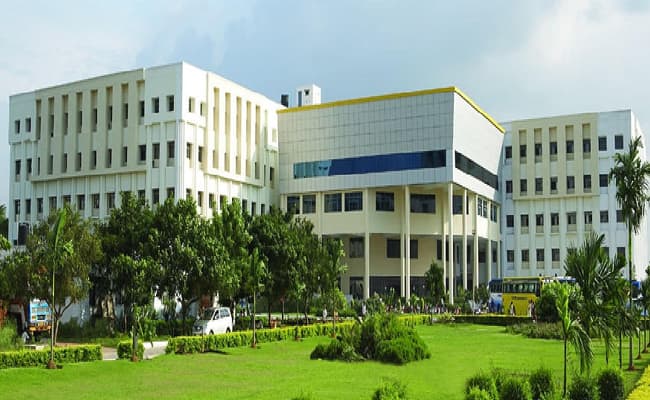 srm-university-sonepat-infra-0002-layer-3-infrastructure