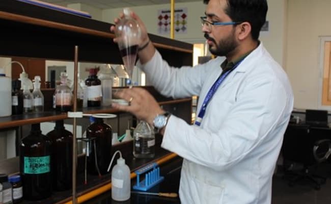srm-university-sonepat-lab-0001-layer-9-labs